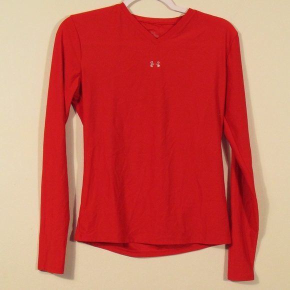 Under Armour Lightweight Top and Capris Set - Picture 4 of 9